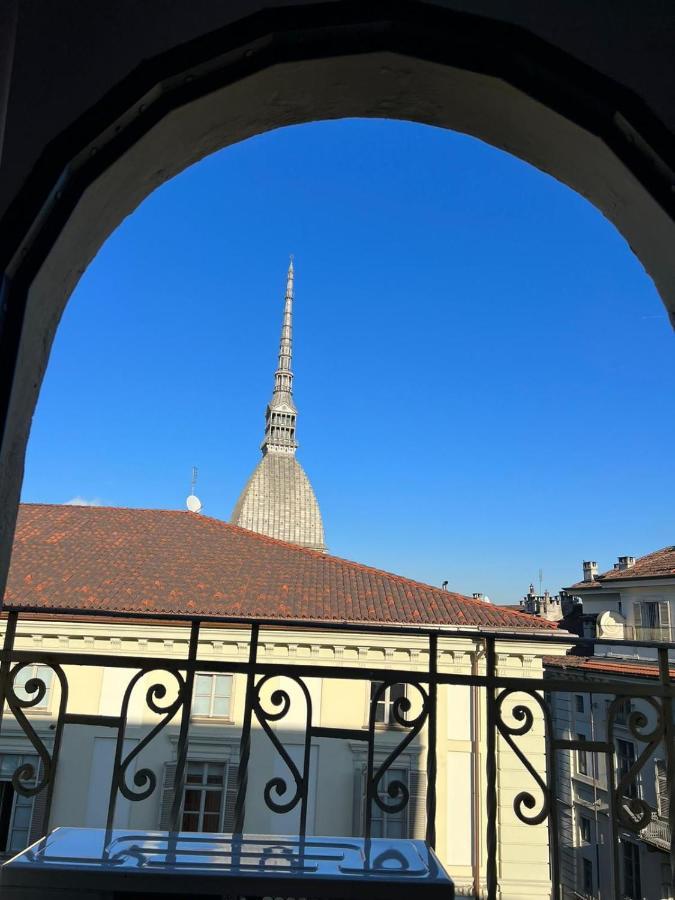 Historic Center Via Po Appartamento